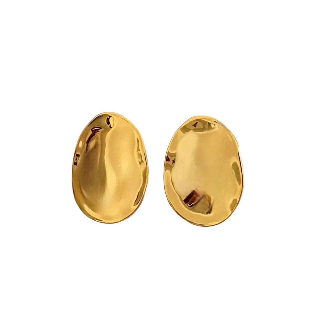 Bold yet elegant, the Luna Brisa Sculpt Earrings redefine statement jewelry with their oval, geometric design. ZoharasVogue