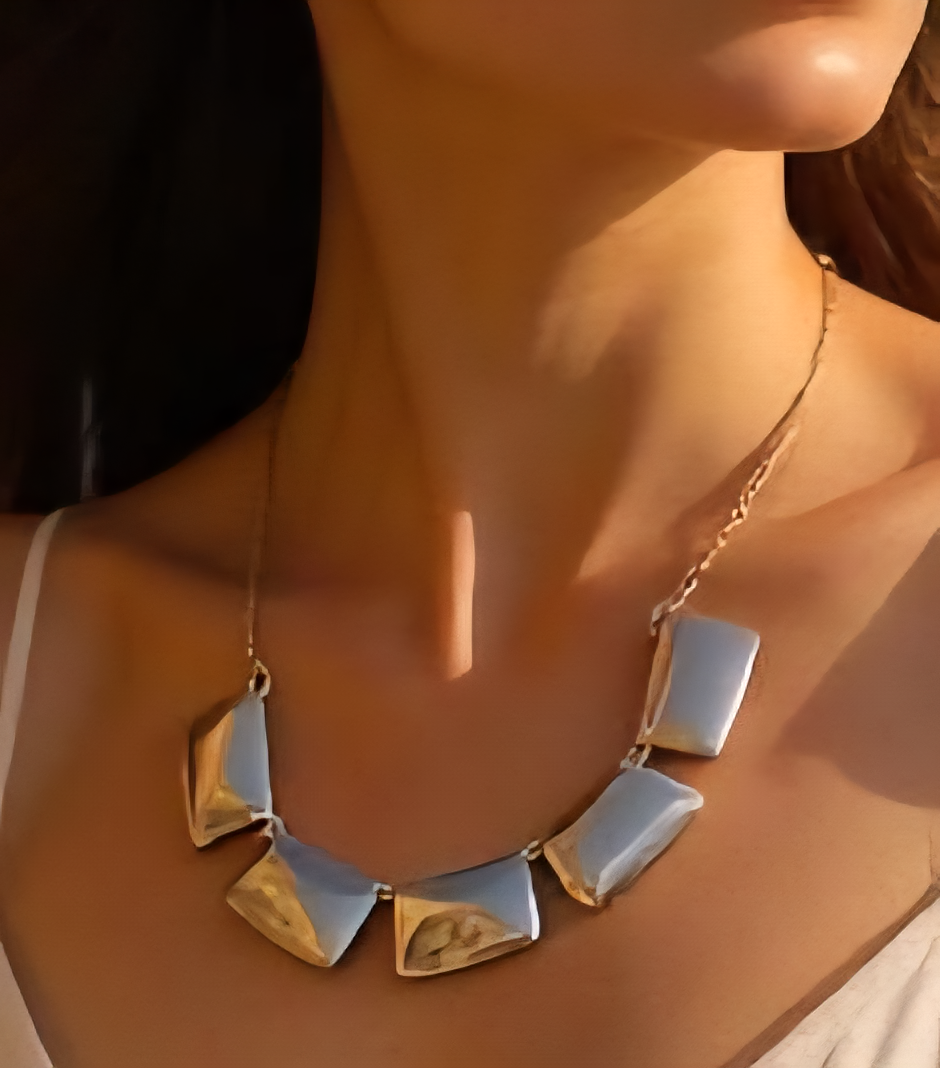 PARISIAN Charm Necklace waterproof, tarnish-free stunner features a sleek geometric pendant on a modern collar chain.